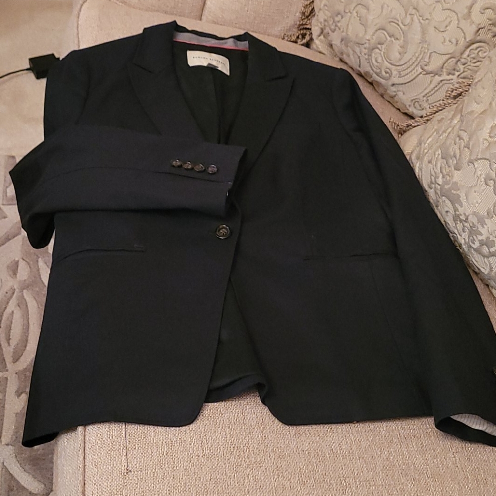 Pants suit